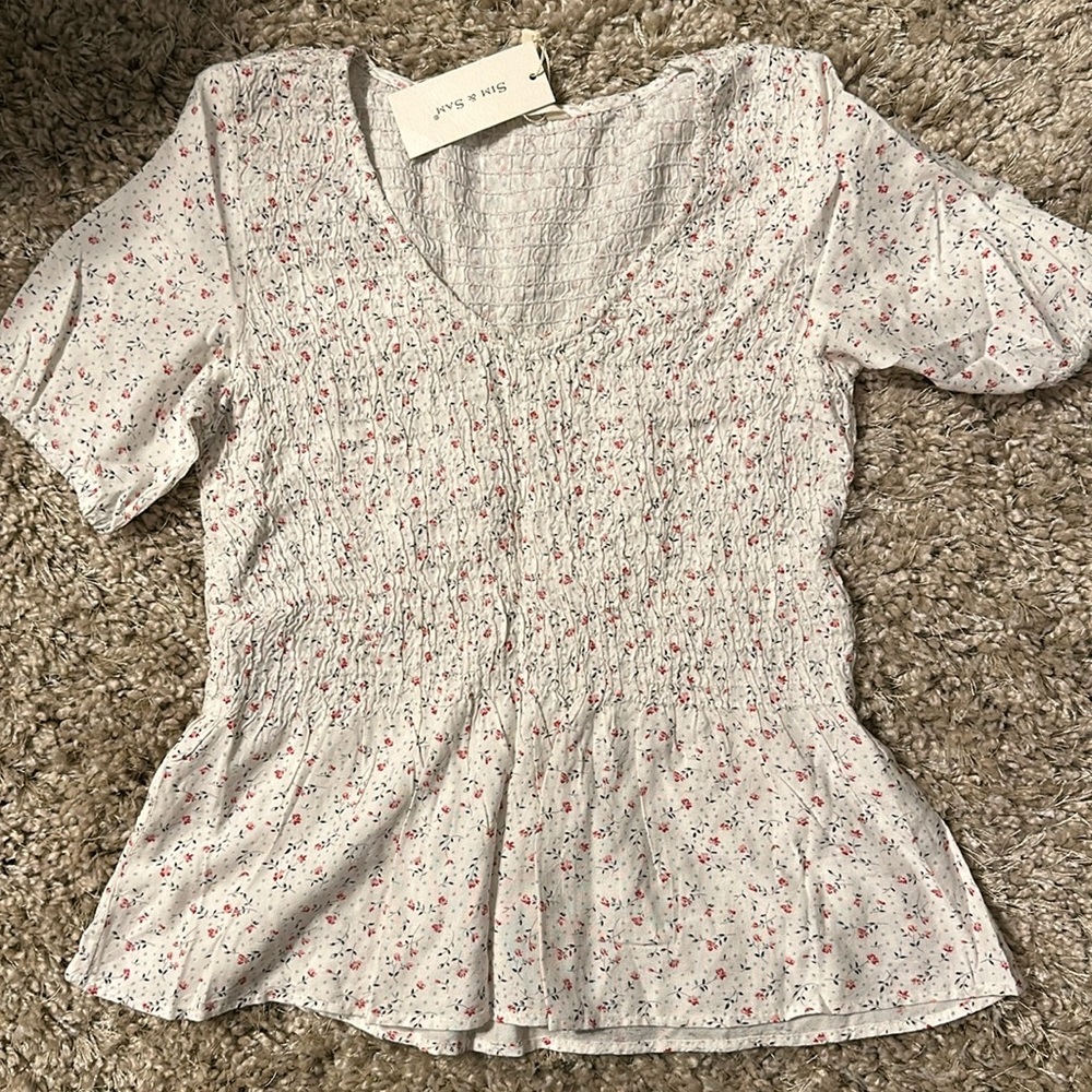 NWT Sim and Sam top Size L